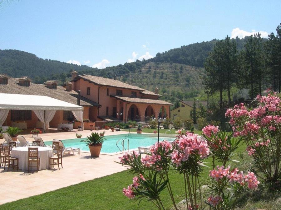 Hotel La Fattoria San Giovanni Di Baiano Exterior foto